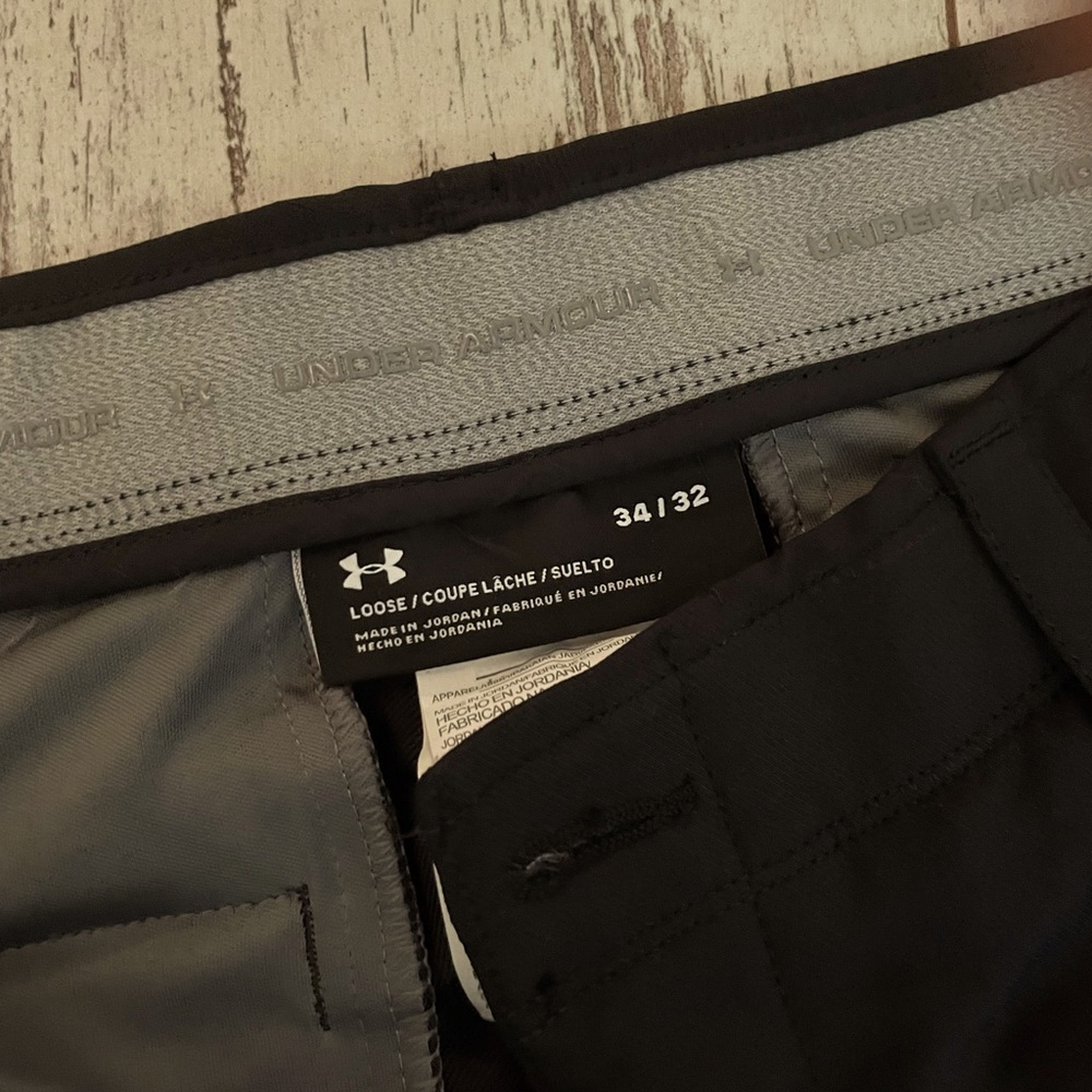 Under Armour black pants in near new condition
